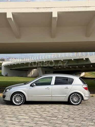 Opel Astra-7
