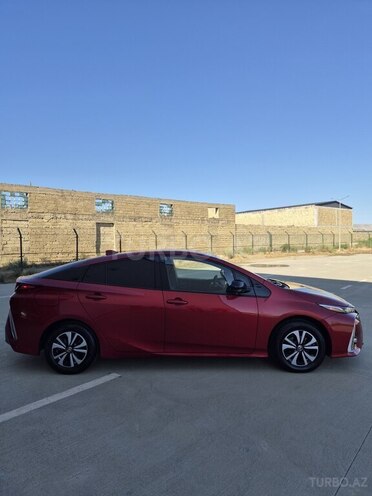 Toyota Prius Prime-4
