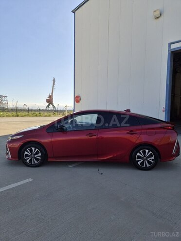 Toyota Prius Prime-9