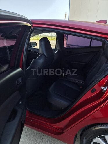 Toyota Prius Prime-11