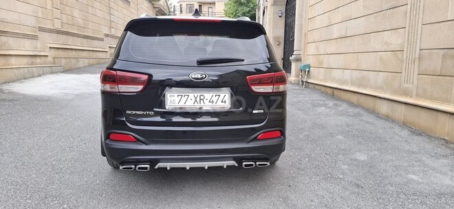 Kia Sorento-13