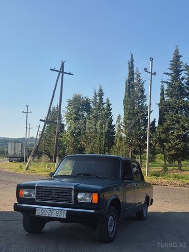 LADA (VAZ) 2107-1