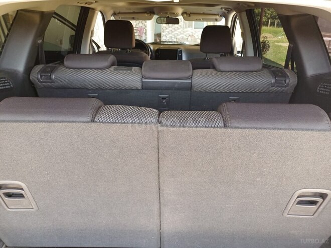 Hyundai Santa Fe-9