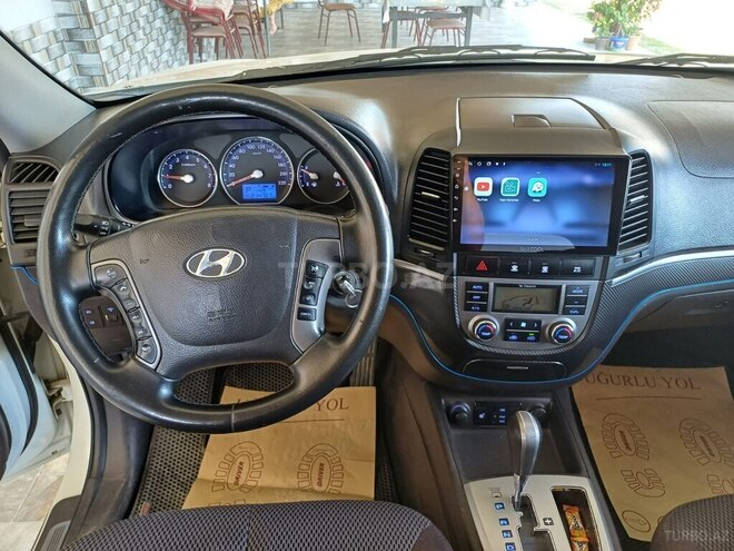 Hyundai Santa Fe-7