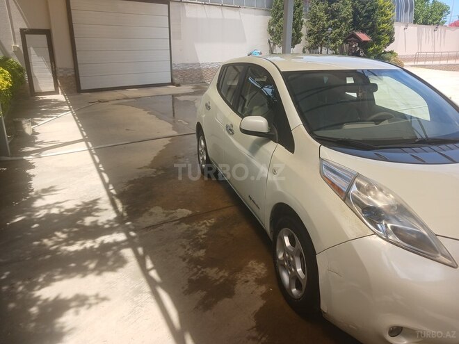 Nissan Leaf-2