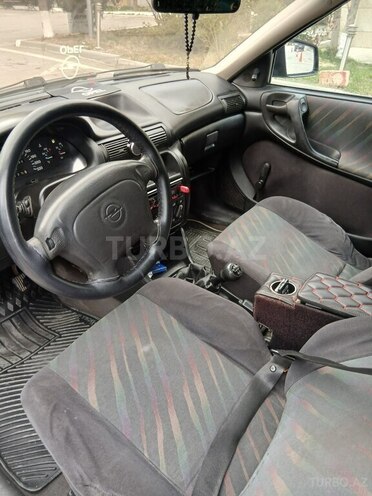 Opel Astra-8
