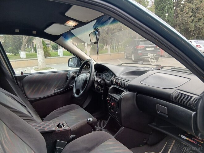 Opel Astra-9