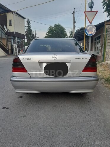 Mercedes C 200-2