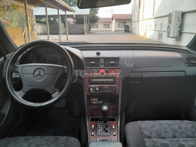 Mercedes C 200-5