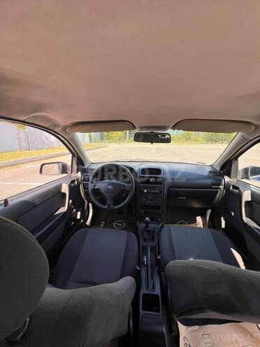 Opel Astra-3