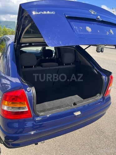 Opel Astra-13