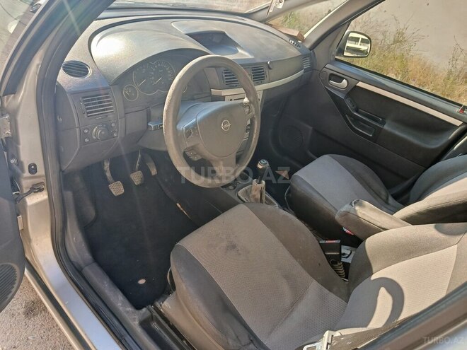 Opel Meriva-11