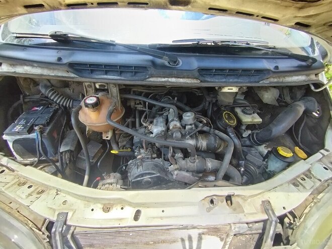 Ford Transit-5