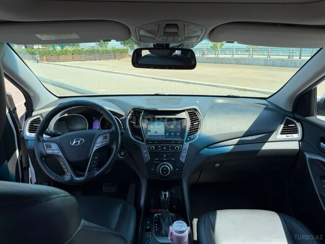 Hyundai Santa Fe-6