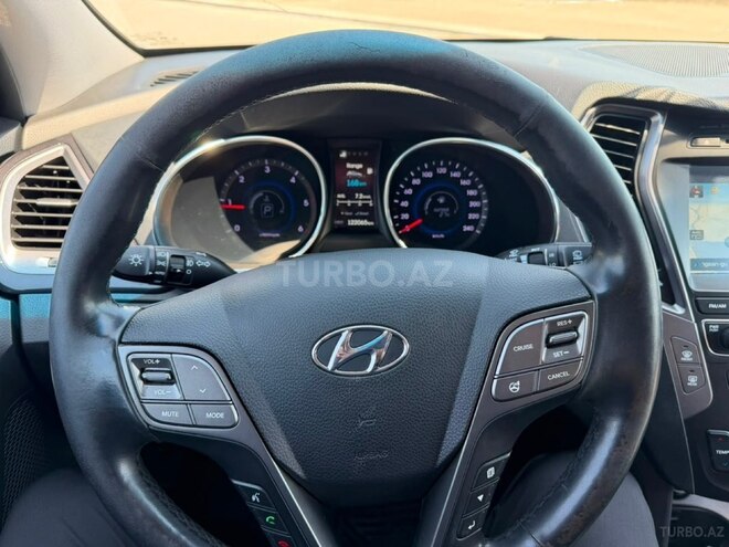 Hyundai Santa Fe-9