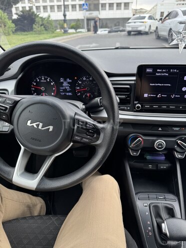 Kia Rio-15