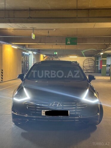 Hyundai Sonata-1