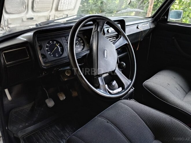 LADA (VAZ) 2107-3