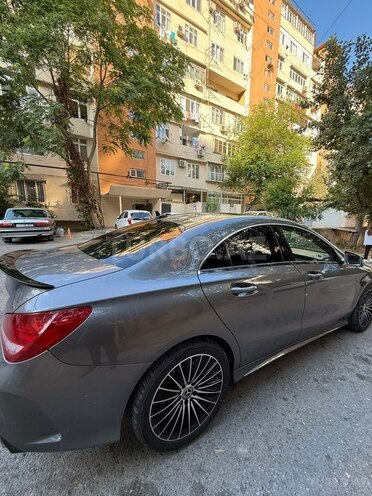 Mercedes CLA 250-5