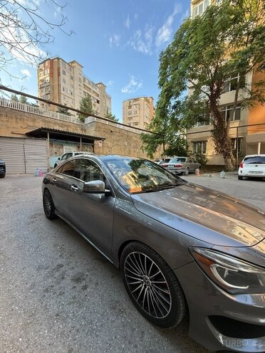 Mercedes CLA 250-3