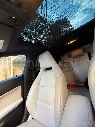 Mercedes CLA 250-11