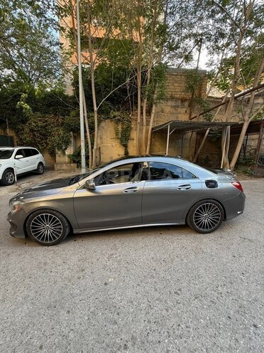 Mercedes CLA 250-8
