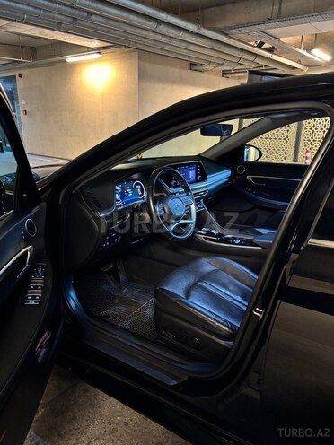 Hyundai Sonata-4