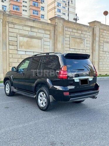 Toyota Land Cruiser Prado-6
