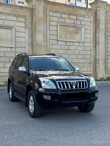 Toyota Land Cruiser Prado-5