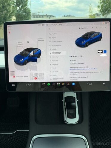 Tesla Model 3-14