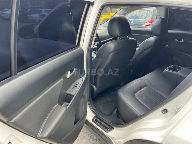 Kia Sportage-13