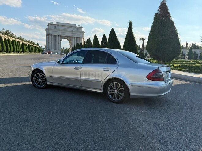 Mercedes E 270-18
