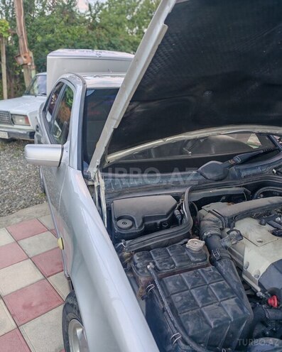 Mercedes C 200-2