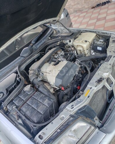 Mercedes C 200-3