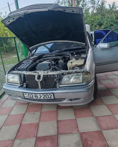 Mercedes C 200-1