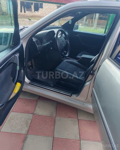 Mercedes C 200-7