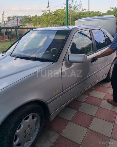 Mercedes C 200-9