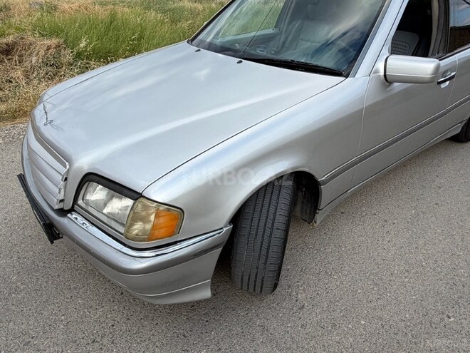 Mercedes C 230-4