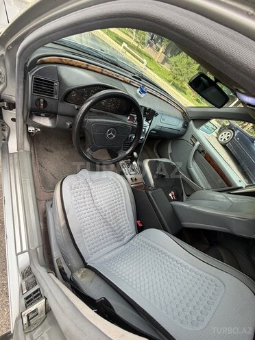 Mercedes C 230-13