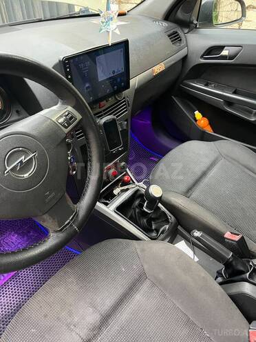 Opel Astra-7