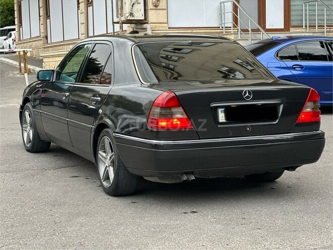 Mercedes C 200-5