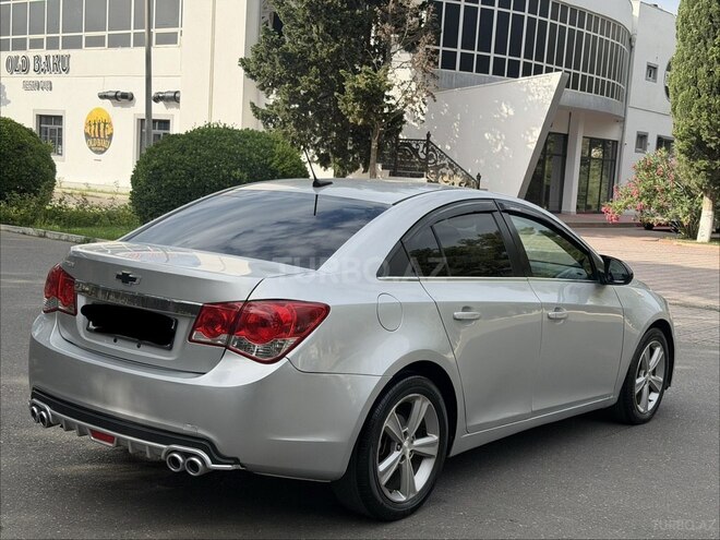 Chevrolet Cruze-8
