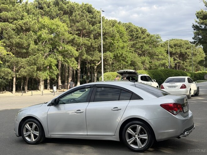Chevrolet Cruze-6