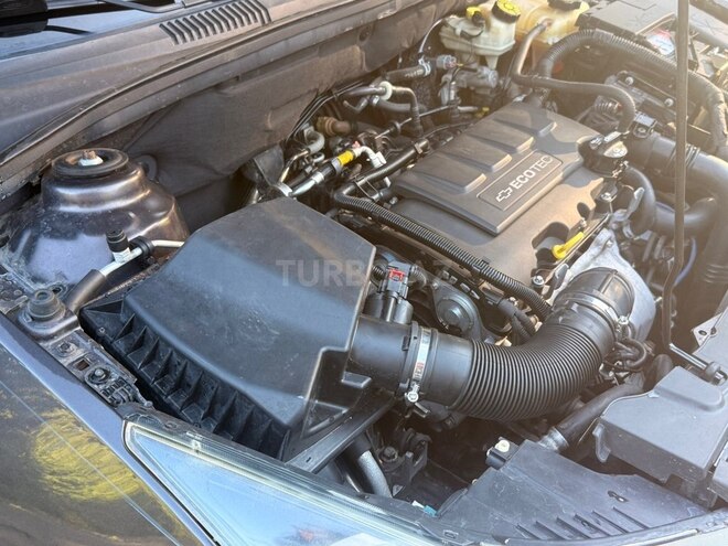 Chevrolet Cruze-19