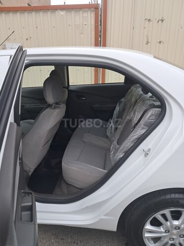 Chevrolet Cobalt-5