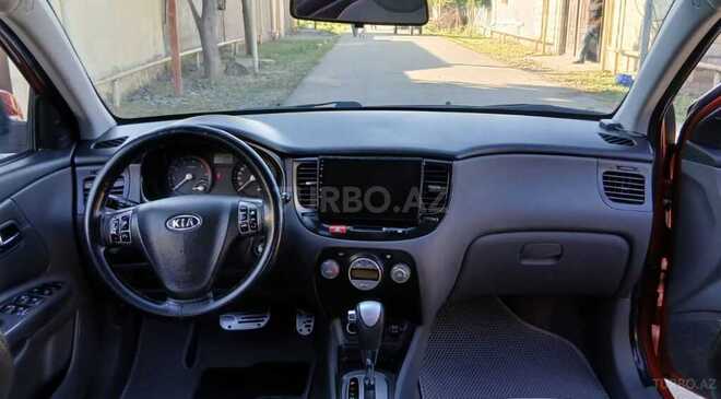 Kia Rio-11
