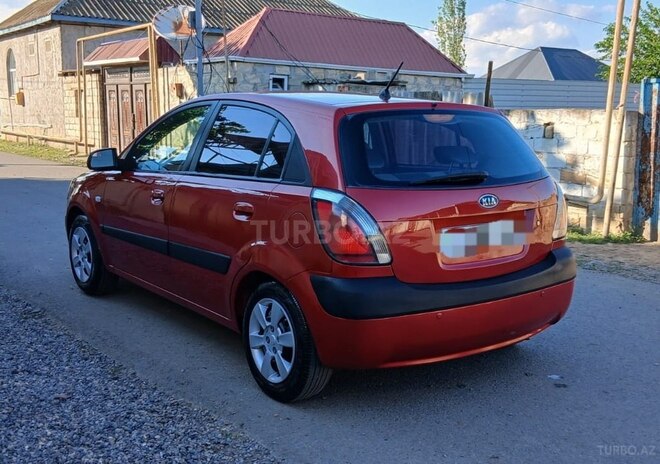 Kia Rio-6