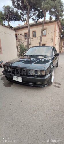 BMW 525-4