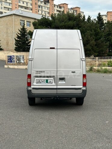 Ford Transit-2