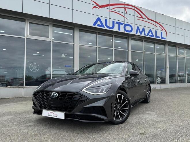 Hyundai Sonata-16